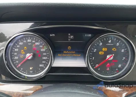 2017 Mercedes-Benz E 300 4Matic z USA, uszkodzony, nr VIN WDDZF4KB6HA114771